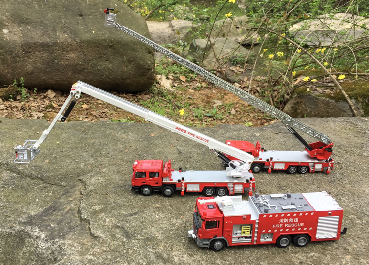 1:50 alloy engineering vehicle - Fire Escape Ladder reseña y precio